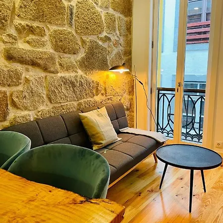 Chic & Cozy - Mercadores Apartment *